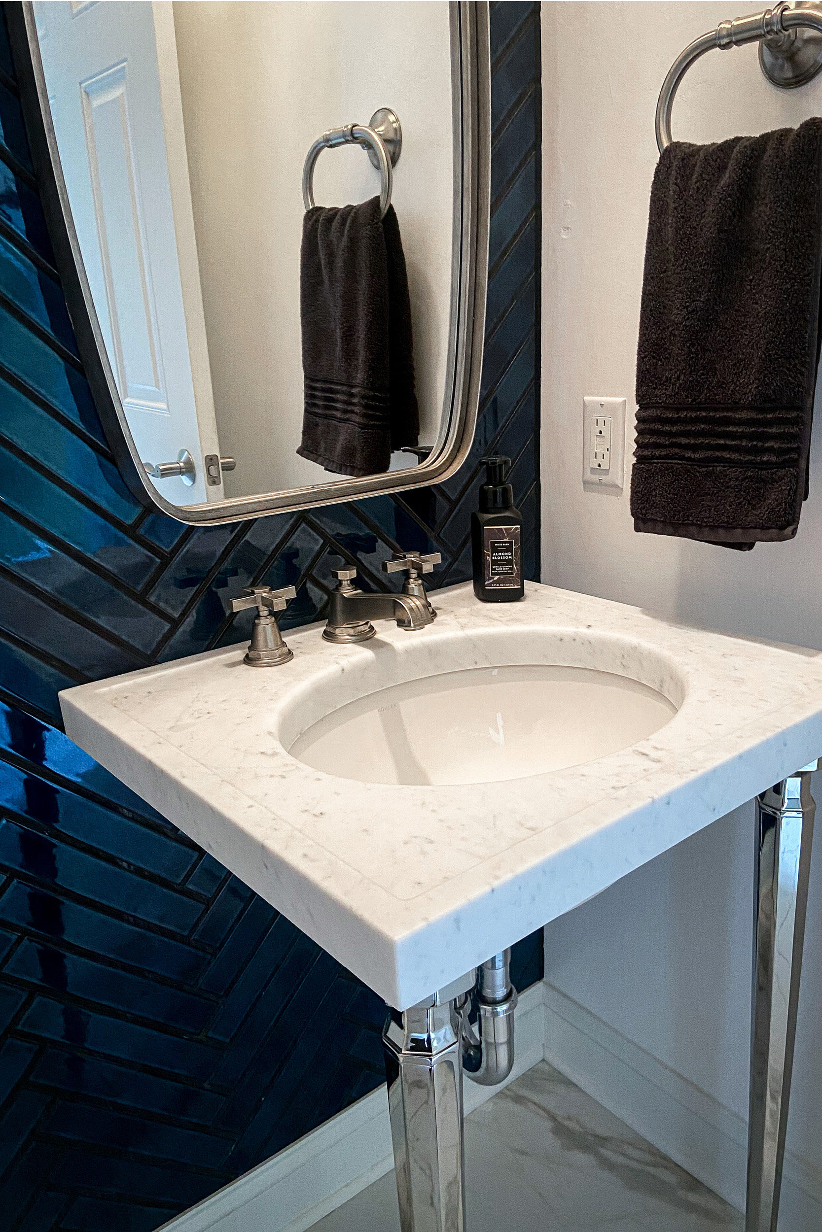 Elkhart Powder Bathroom Remodel, Sheboygan, Wisconsin