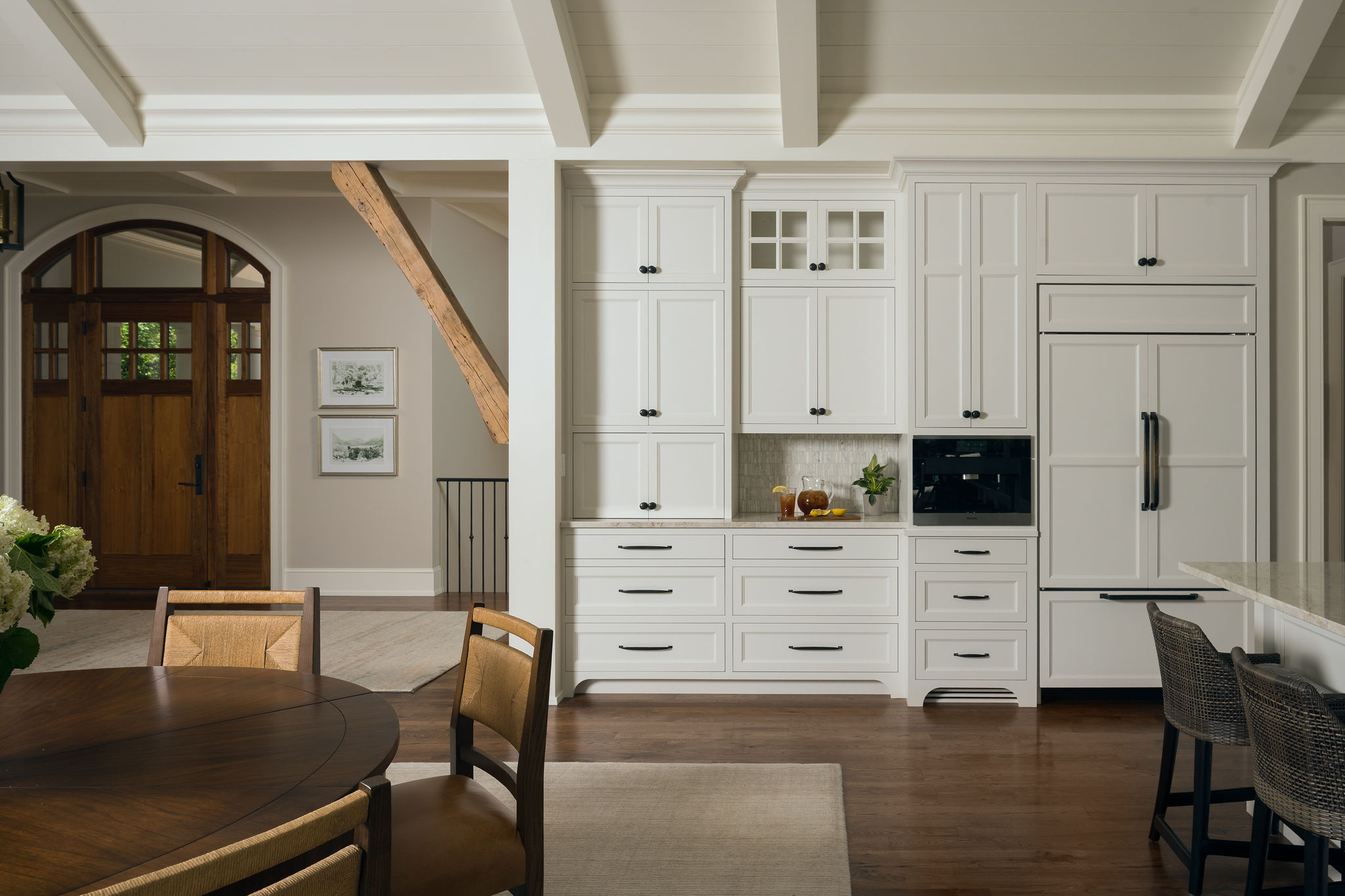 lakest-5 Lake Street Luxury - Elkhart Lake Custom Home - Kitchen Design - Dry Bar - Wisconsin Architects