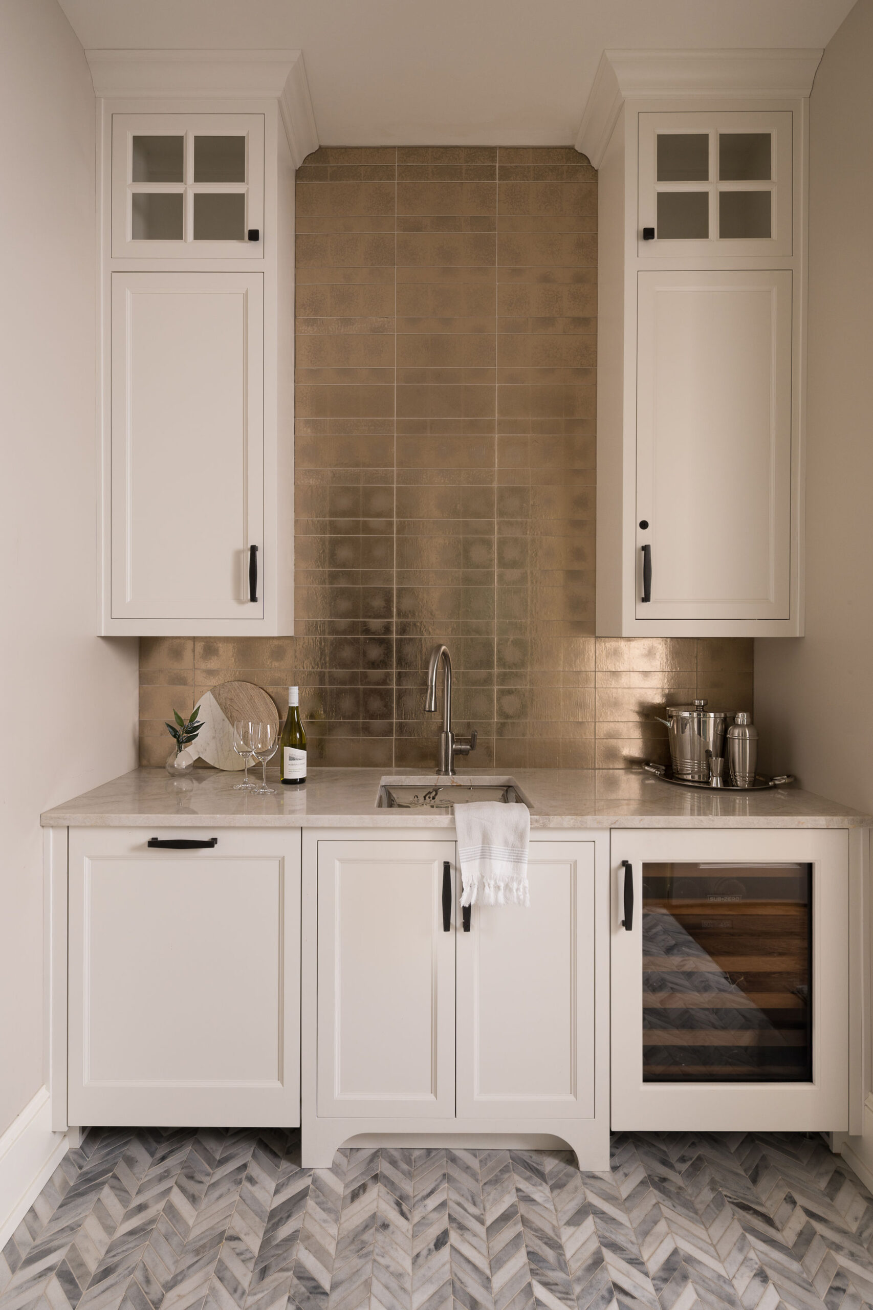 Lake Steet Wet Bar Lake Street Luxury - Custom Home Design in Elkhart Lake, Wisconsin - Custom Wet Bar Details - Architecture and Interior Design