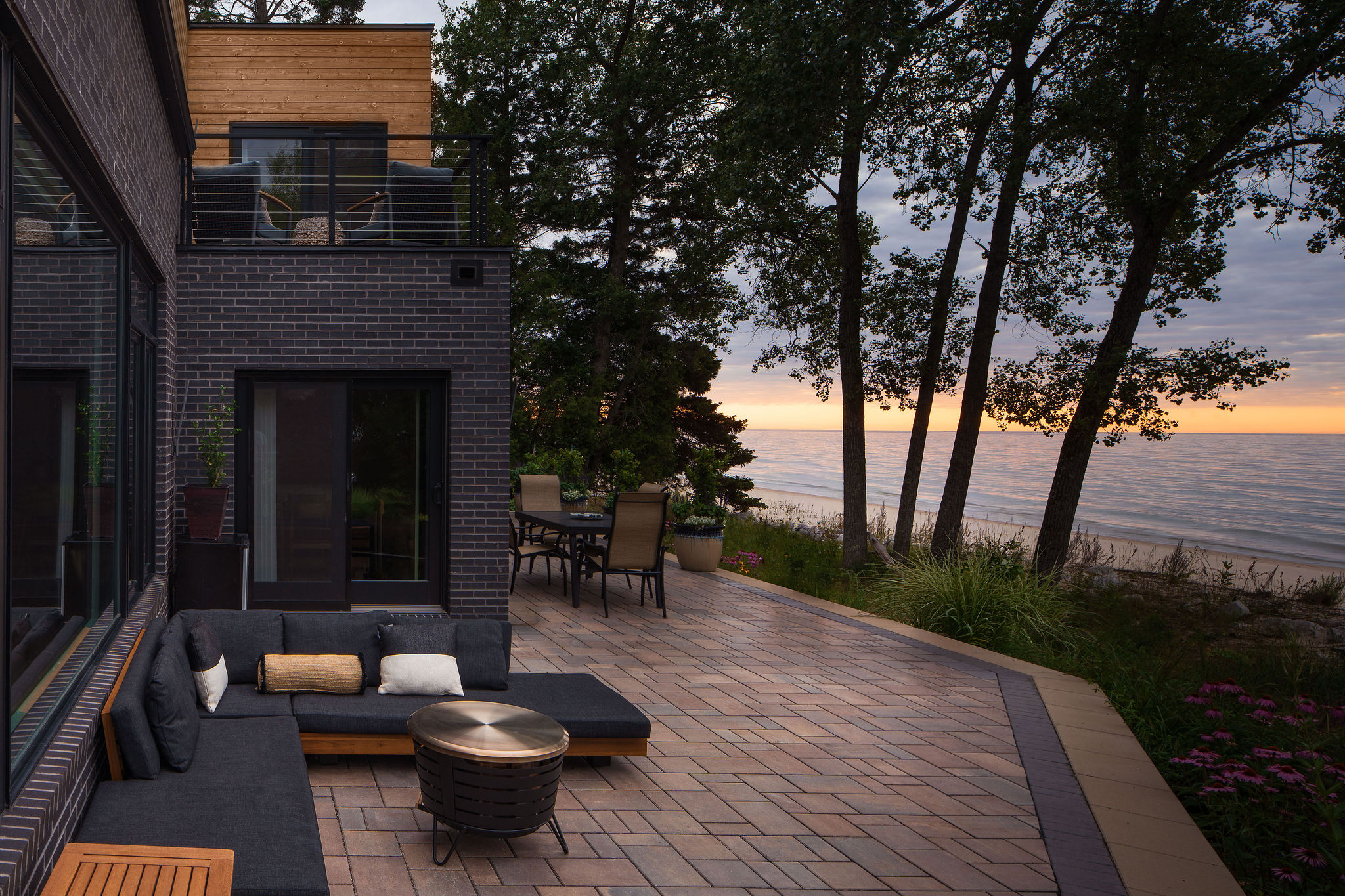 Lake Michigan custom home outdoor living space overlooking the shoreline